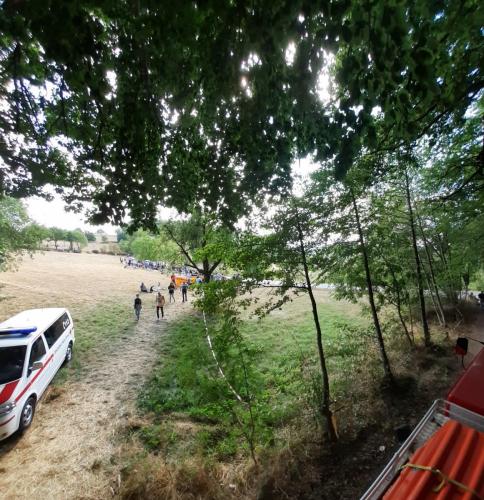 9F82FEB5-5FF0-495A-AA40-A960900AEE31