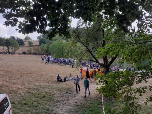 EC7B2414-1475-4C62-9C39-9EA9CCEF0A82